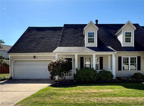 37584 Ocean Reef, Willoughby, OH, 44094-6409 | Card Image