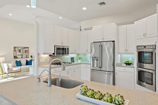 8774 Lakes Blvd, House other with 3 bedrooms, 3 bathrooms and null parking in West Palm Beach FL | Image 21