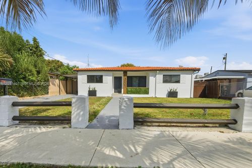3021 Sw 12th St, Miami, FL, 33135-4717 | Card Image