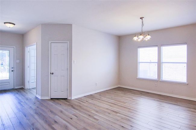 21622 Amesbury Meadow Ln, House other with 3 bedrooms, 2 bathrooms and 2 parking in Spring TX | Image 7