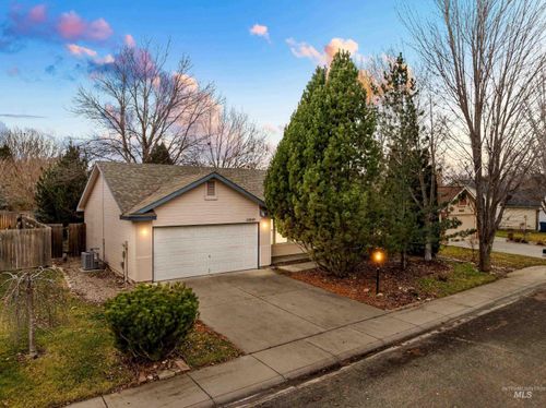 10869 W Altair St, Star, ID, 83669-5288 | Card Image