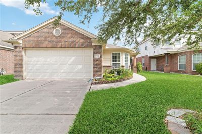 9531 Barr Spring Drive, House other with 3 bedrooms, 2 bathrooms and null parking in Humble TX | Image 1