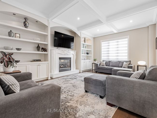 215 Thomson Creek Blvd, House other with 5 bedrooms, 4 bathrooms and 3 parking in Woodbridge ON | Image 10