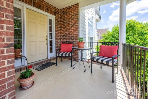 7245 Willowbrook Dr, Denver, NC, 28037-5450 | Card Image