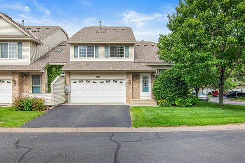 9949 Hamlet Ln S, Cottage Grove, MN, 55016-3878 | Card Image