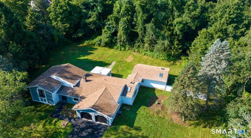 30 Rolling Hills Dr, Meriden, CT, 06451-3654 | Card Image