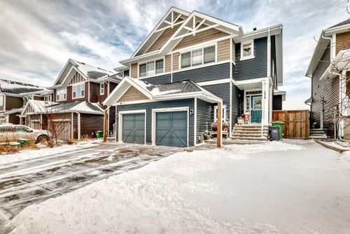 570 River Heights Cres, Cochrane, AB, T4C0T8 | Card Image