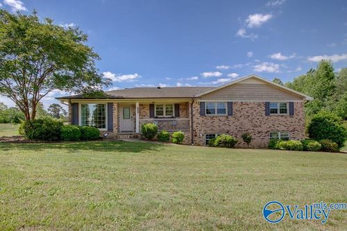 14646 New Cut Rd, Athens, AL, 35611-0369 | Card Image