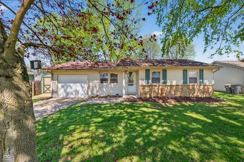 425 Skaggs Ct, Seymour, IN, 47274-1186 | Card Image