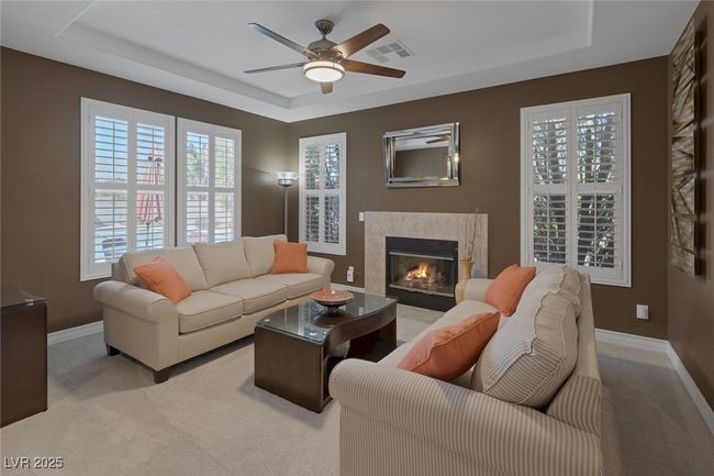 Formal Living Room | Image 11
