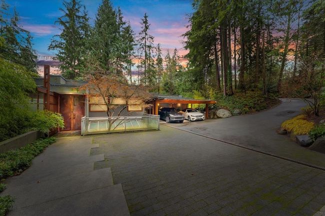 118 Stevens Drive, House other with 5 bedrooms, 4 bathrooms and 4 parking in West Vancouver BC | Image 35