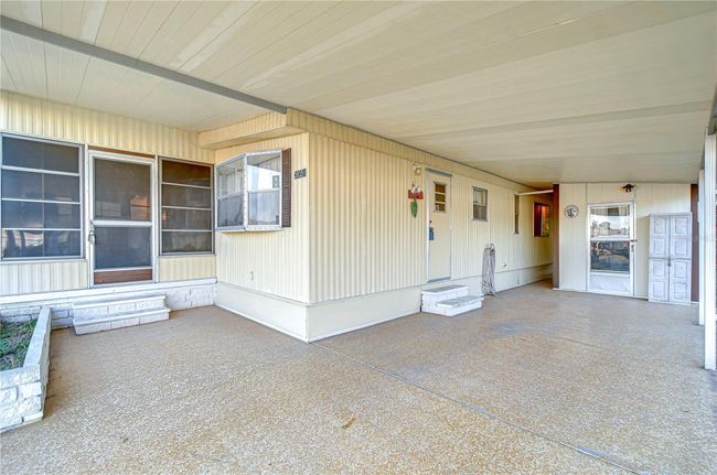 39351 Dundee Rd, House other with 2 bedrooms, 2 bathrooms and null parking in ZEPHYRHILLS FL | Image 5