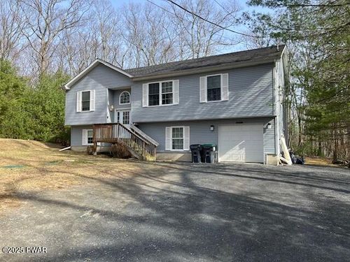 146 Outer Dr, Dingmans Ferry, PA, 18328-4265 | Card Image