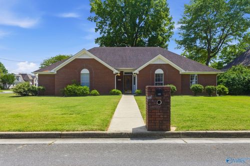 701 Rigel Dr Sw, Decatur, AL, 35603-1207 | Card Image