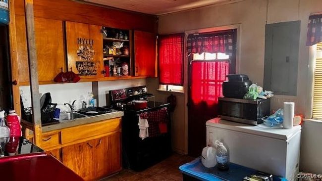 202 E Westover Ave, House other with 2 bedrooms, 1 bathrooms and null parking in Colonial Heights VA | Image 7