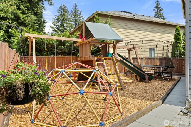 416 199 Th Pl Se, House other with 5 bedrooms, 3 bathrooms and 3 parking in Bothell WA | Image 35
