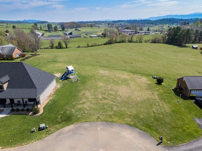 12119 Lasalle Ct, House other with 5 bedrooms, 4 bathrooms and 2 parking in Glade Spring VA | Image 56