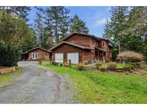 88600 Trout Pond Ln, Bandon, OR, 97411-6370 | Card Image
