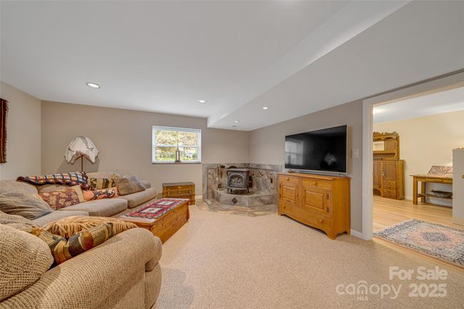 23 Zephyr Dr, House other with 4 bedrooms, 2 bathrooms and null parking in Asheville NC | Image 29