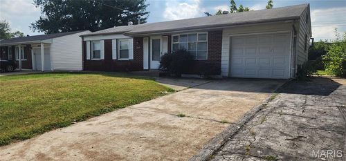 10417 Tanner Dr, Saint Louis, MO, 63136-2323 | Card Image