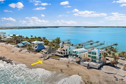 777 Se Macarthur Blvd, Stuart, FL, 34996-4916 | Card Image