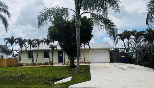 1918 Se Monroe St, Stuart, FL, 34997-5827 | Card Image