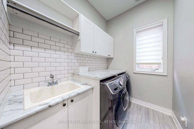 19 Mitchell Cres, House other with 5 bedrooms, 4 bathrooms and 7 parking in Mono ON | Image 15