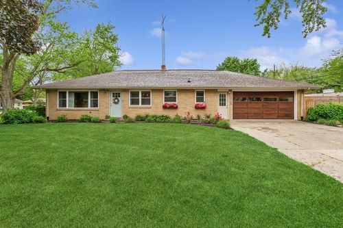 3108 Kim St, Saint Joseph, MI, 49085-3655 | Card Image