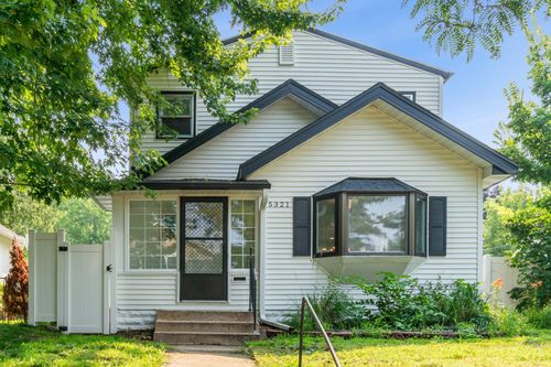 5321 40th Ave S, Minneapolis, MN, 55417-2225 | Card Image