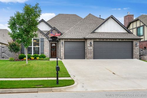 815 N 88th St, Broken Arrow, OK, 74014-5669 | Card Image
