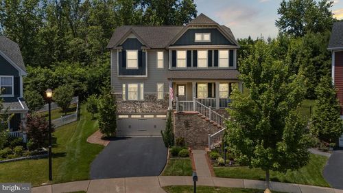 2044 Scarlet Pine Rd, DUMFRIES, VA, 22026-2945 | Card Image