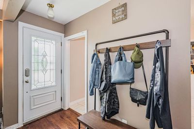 312 Stevenson St N, House other with 5 bedrooms, 2 bathrooms and 4 parking in Guelph ON | Image 3