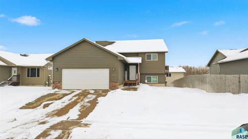 6525 W Amber St Street, Sioux Falls, SD, 57107 | Card Image