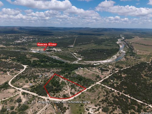 00 Cr 393, Camp Wood, TX, 78833 | Card Image