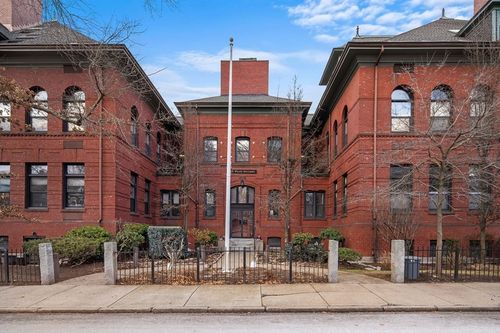 apt-206-88 Park Ave, Arlington, MA, 02476-5904 | Card Image