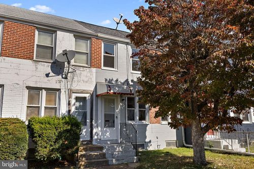 1327 Cypress Ave, WILMINGTON, DE, 19805-5030 | Card Image