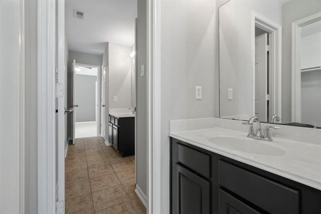 17303 Lassen Forest Ln, House other with 5 bedrooms, 4 bathrooms and 2 parking in Humble TX | Image 35