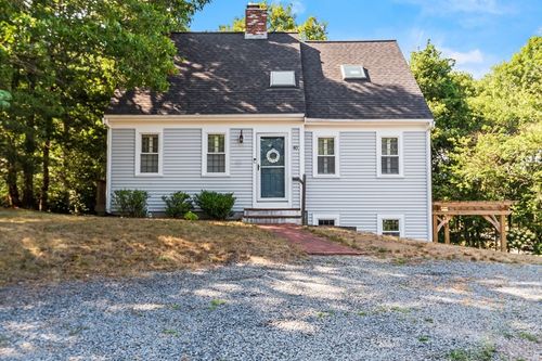 40 Gunstock Rd, Osterville, MA, 02655-1317 | Card Image