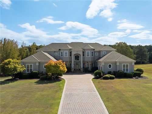 525 Waters Way, Fayetteville, GA, 30215-4684 | Card Image