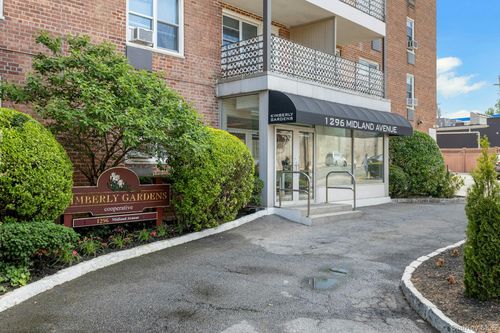 l2-1296 Midland Ave, Yonkers, NY, 10704-1449 | Card Image