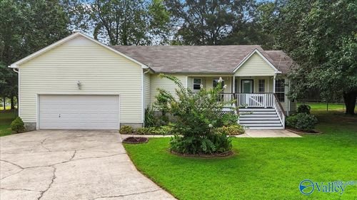 1250 Heatherwood Dr Ne, Arab, AL, 35016-5477 | Card Image