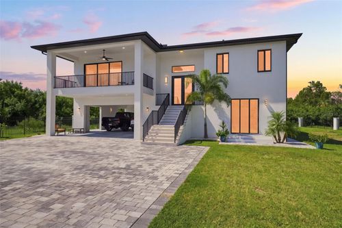 5035 Bay Blvd, PORT RICHEY, FL, 34668-6204 | Card Image
