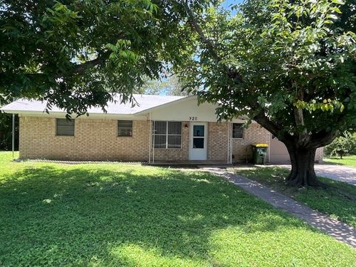920 Jory St, Hico, TX, 76457-6106 | Card Image