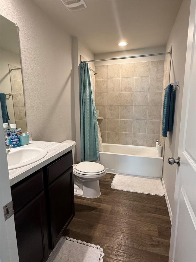 Second full bath | Image 10