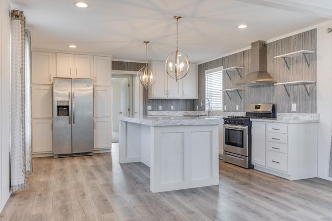 98 - 645 N Gallery Dr, House other with 3 bedrooms, 2 bathrooms and null parking in Eaton Rapids MI | Image 4