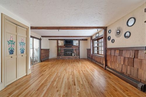 250 Shrewsbury St, Holden, MA, 01520-2163 | Card Image