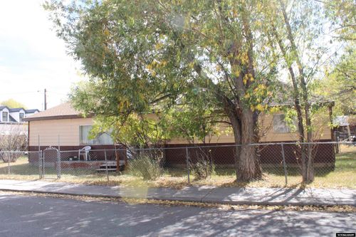 423 Spruce St, Mountain View, WY, 82939 | Card Image