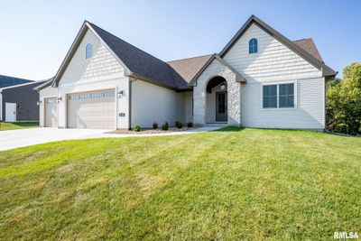 6786 St Marie Court, House other with 5 bedrooms, 3 bathrooms and null parking in Bettendorf IA | Image 3