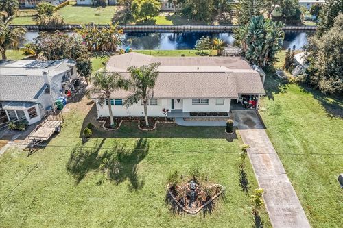 573 Wimbrow Dr, SEBASTIAN, FL, 32958-4377 | Card Image