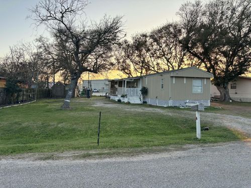 203 Oak Creek Dr, Oyster Creek, TX, 77541-9612 | Card Image